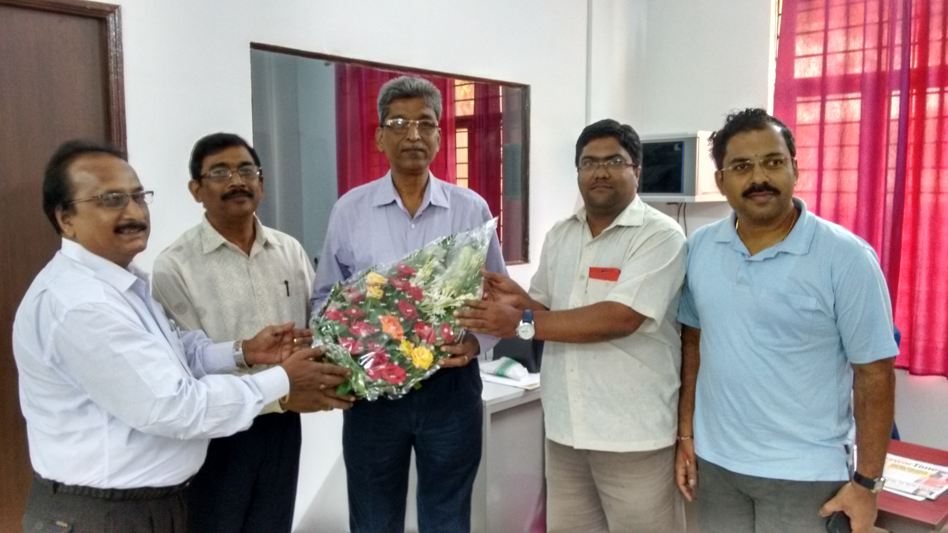 OSOU Bhubaneswar Camp Office Staff Greets the First VC, Dr. Srikant Mohapatra 